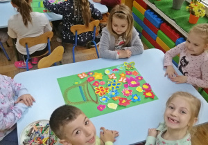 Dzieci odczuwają radość ze wspólnej pracy