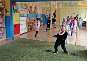 Zdjęcie 2 na 62