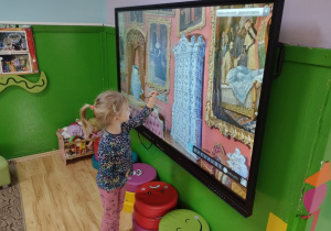 Dzieci zwiedzają wirtualnie Muzeum Zamojskich