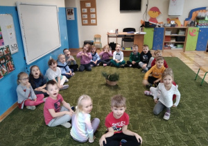Dzieci otrzymały od Mikołaja prezenty