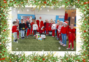 Spotkanie dzieci z Mikołajem