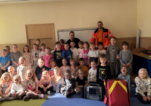 Spotkanie przedszkolaków z ratownikami medycznymi